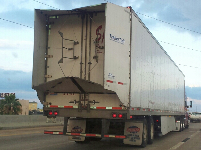 Trailer Tail Spotted on US 59 in Houston